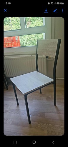 Ensemble table chaises de - et,